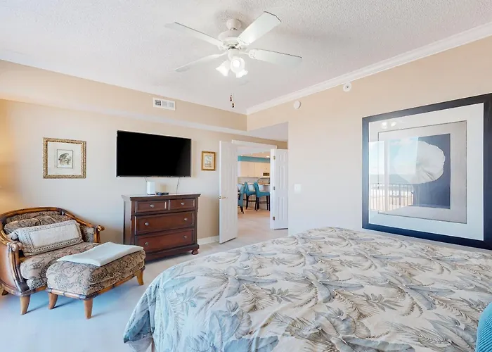 Apartment Ocean's Edge 303 *