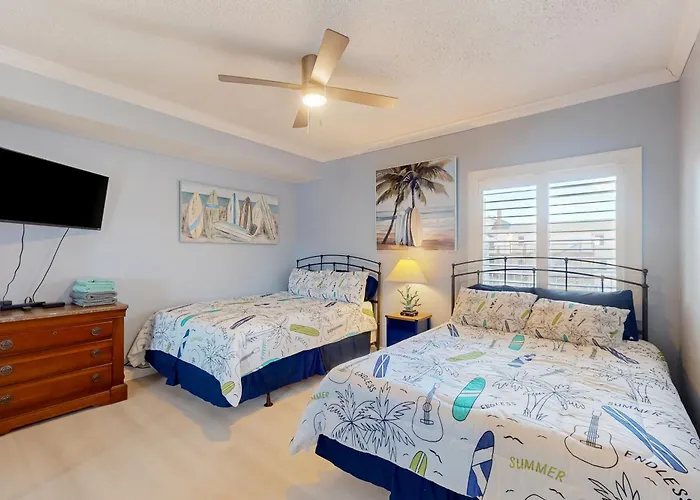 Apartment Ocean's Edge 303 *