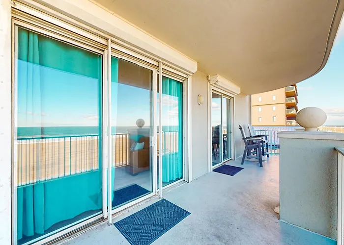 Ocean's Edge 303
